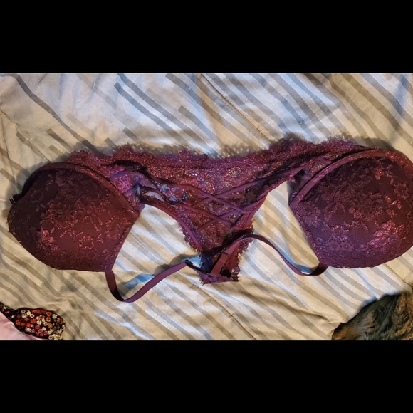 Bra - Picture 2 of 3